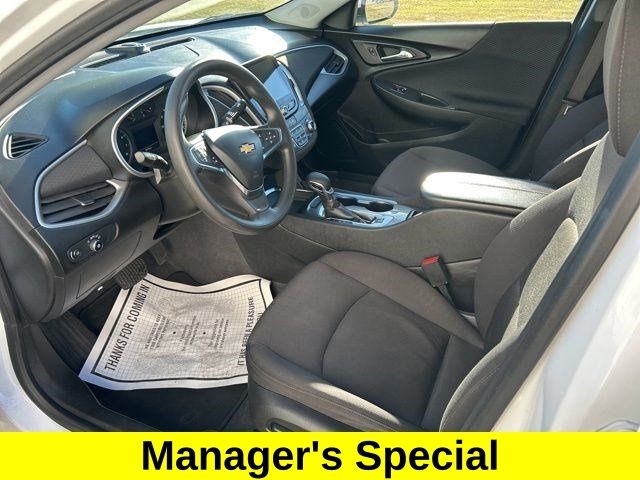 Chevrolet Malibu  2023