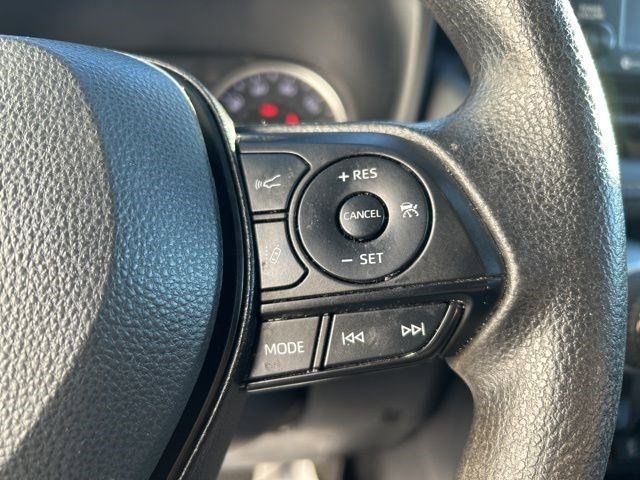 Toyota RAV4 XLE AWD 2022