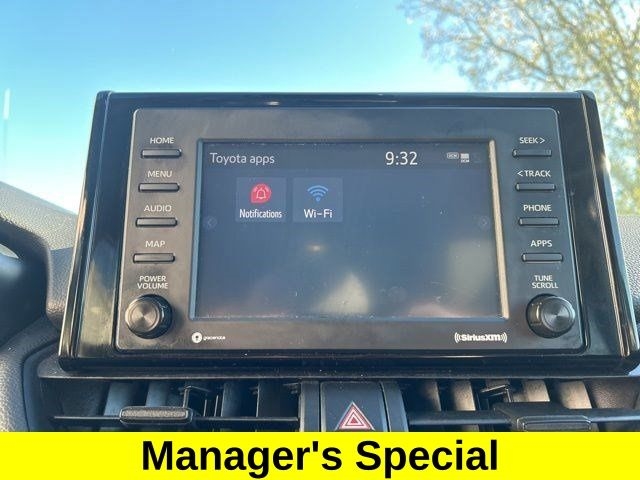 Toyota RAV4 XLE AWD 2022