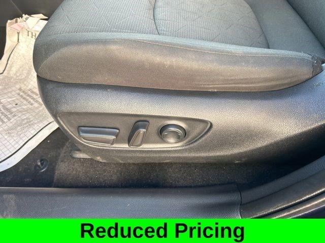 Toyota RAV4 XLE AWD 2022