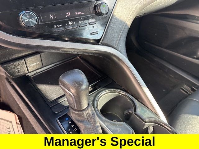 Toyota Camry SE 2020