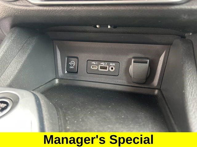 Nissan Sentra SV 2024