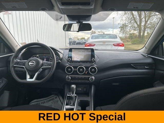 Nissan Sentra SV 2024