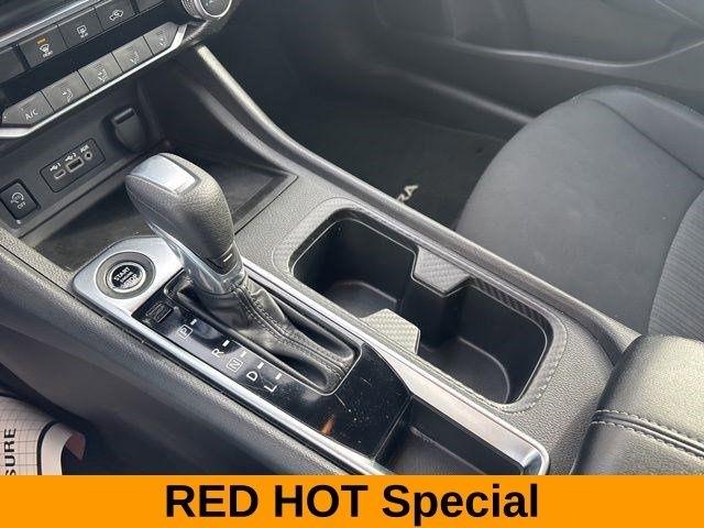 Nissan Sentra SV 2024