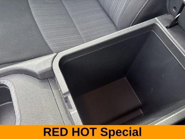 Nissan Sentra SV 2024