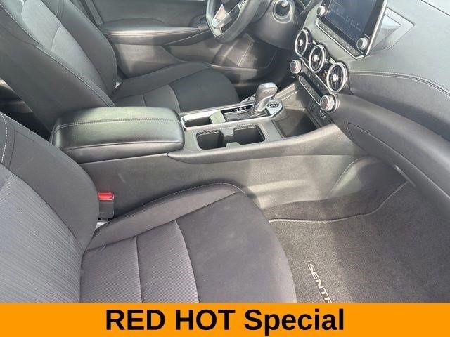 Nissan Sentra SV 2024