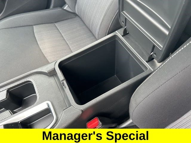 Nissan Sentra SV 2024