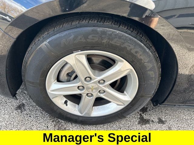 Chevrolet Malibu  2021