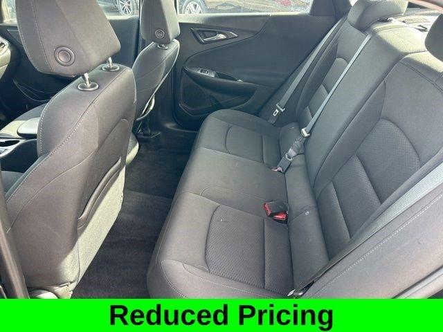 Chevrolet Malibu  2021