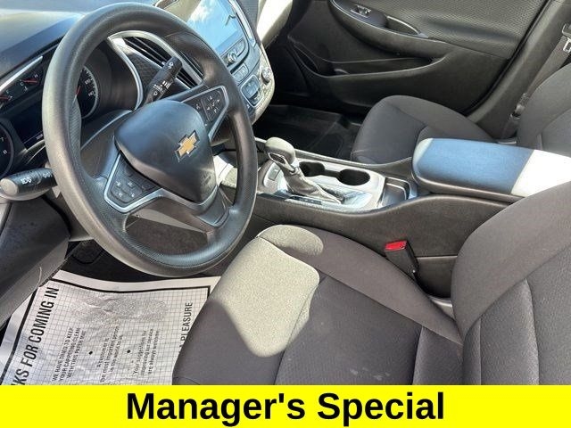 Chevrolet Malibu  2022