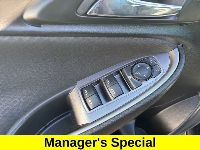 Chevrolet Malibu  2022