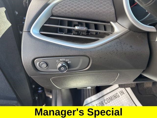 Chevrolet Malibu  2022