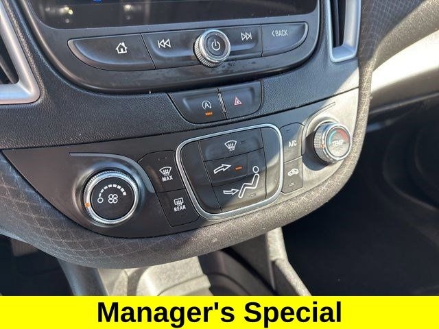 Chevrolet Malibu  2022