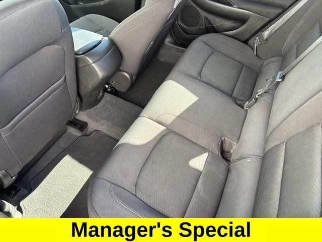 Chevrolet Malibu  2022