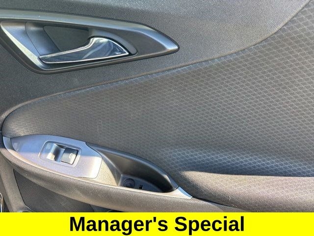 Chevrolet Malibu  2022