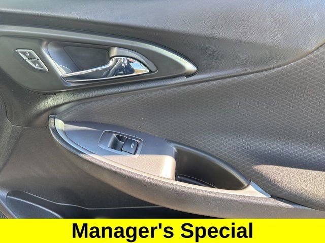 Chevrolet Malibu  2022