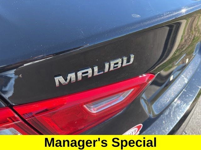 Chevrolet Malibu  2022