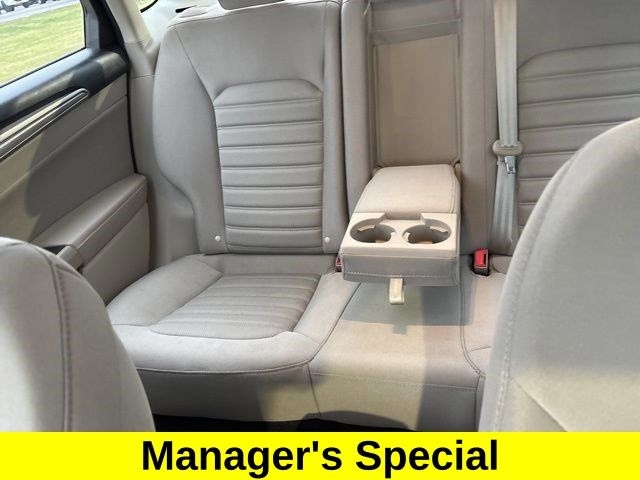 Ford Fusion Hybrid SE 2019