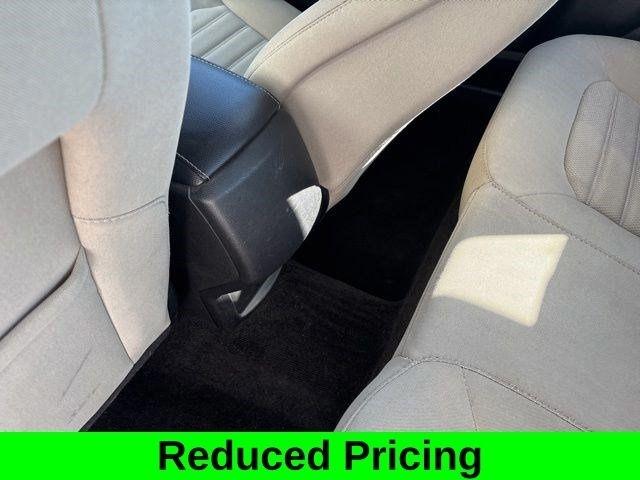 Ford Fusion Hybrid S 2018