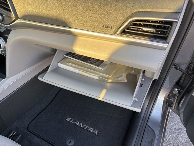 Hyundai Elantra SE 2019