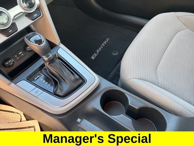 Hyundai Elantra SE 2019