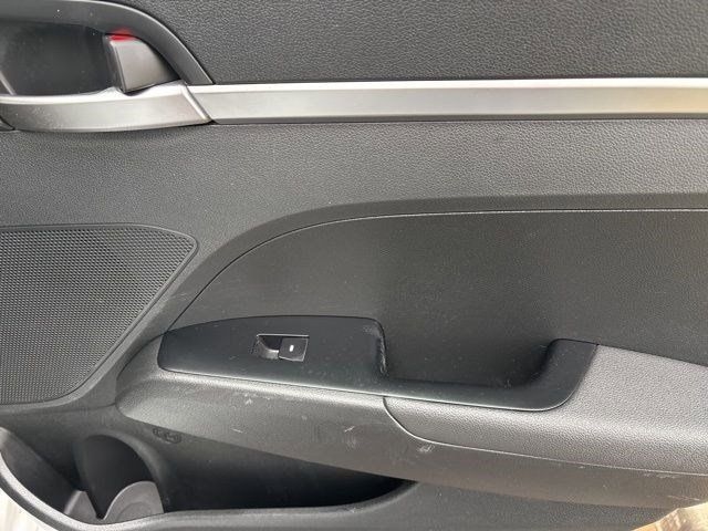 Hyundai Elantra SE 2019