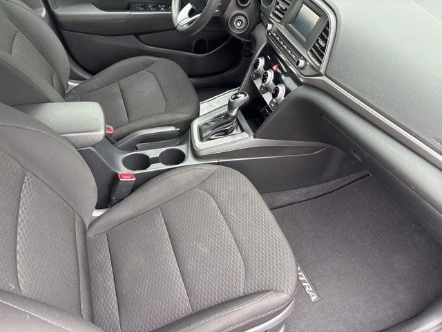 Hyundai Elantra SE 2019