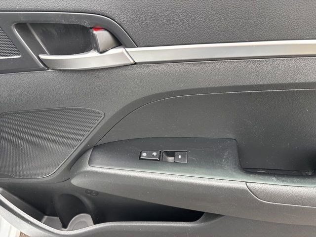 Hyundai Elantra SE 2019