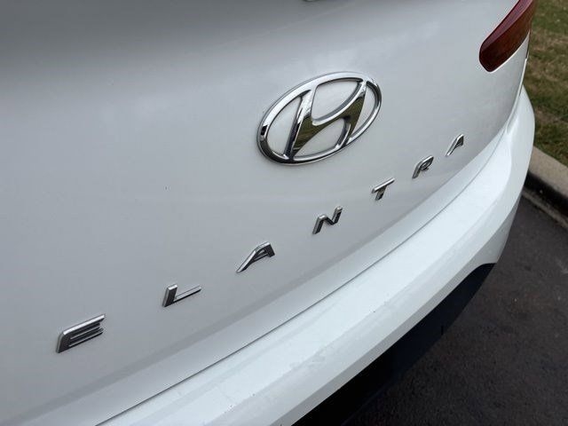 Hyundai Elantra SE 2019