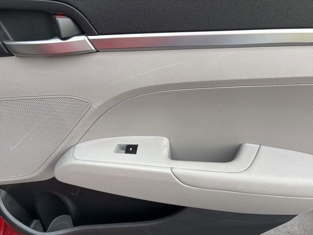 Hyundai Elantra SE 2019