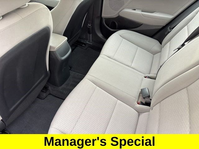 Hyundai Elantra SE 2019