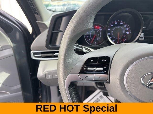 Hyundai Elantra SEL 2023