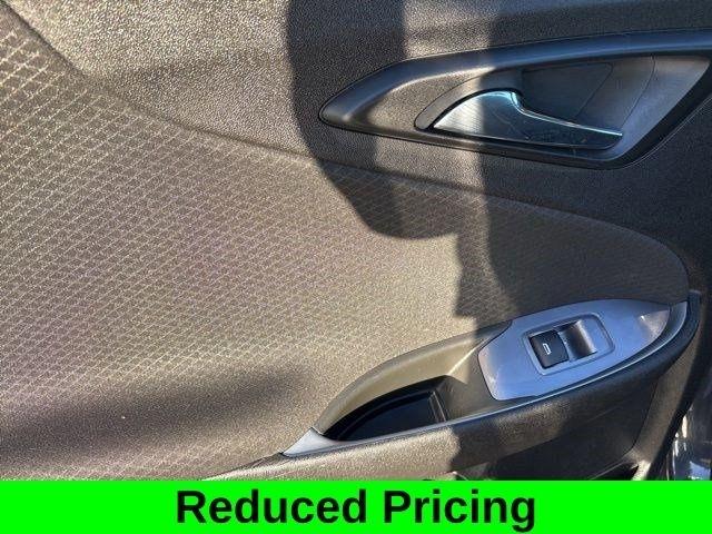 Chevrolet Malibu  2023