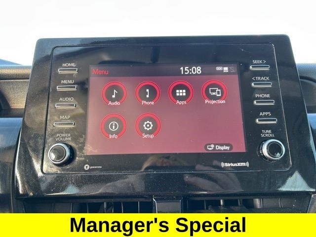 Toyota Camry SE 2022