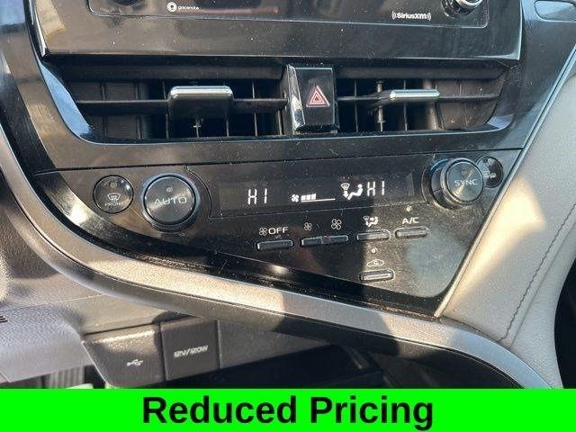 Toyota Camry SE 2022