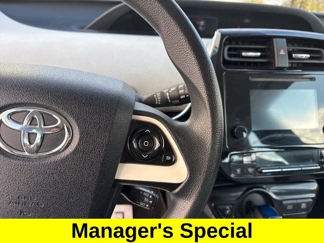 Toyota Prius Two 2016