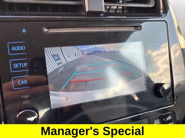 Toyota Prius Two 2016