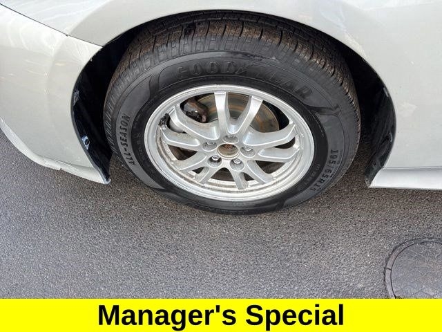 Toyota Prius Two 2016