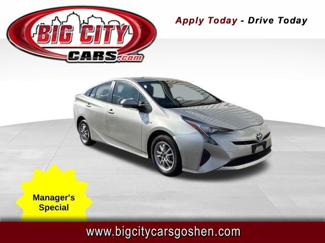 Toyota Prius Two 2016