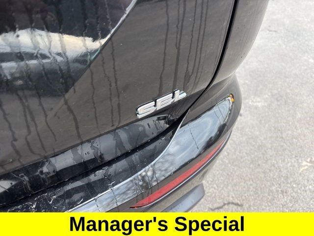 Mitsubishi Outlander SEL 4WD 2022