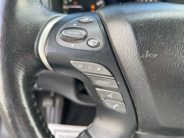 Nissan Pathfinder SL 4WD 2020