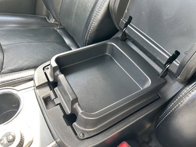 Nissan Pathfinder SL 4WD 2020