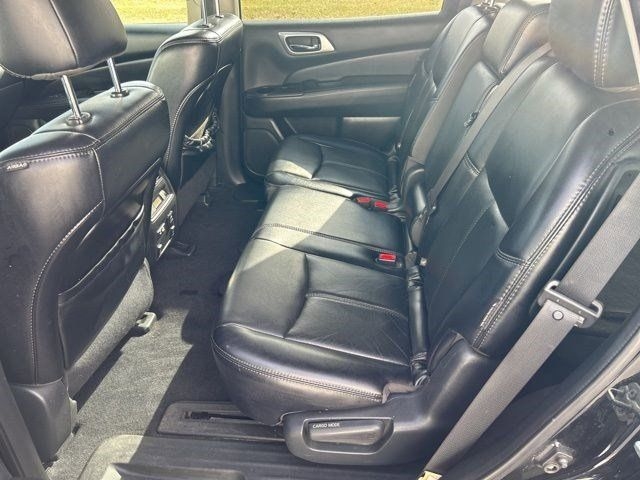 Nissan Pathfinder SL 4WD 2020