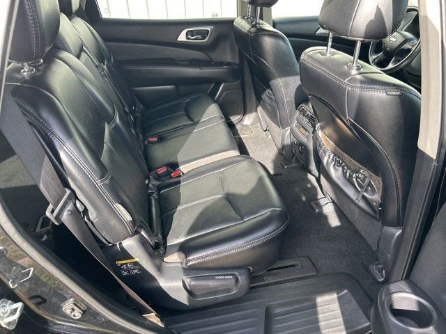 Nissan Pathfinder SL 4WD 2020