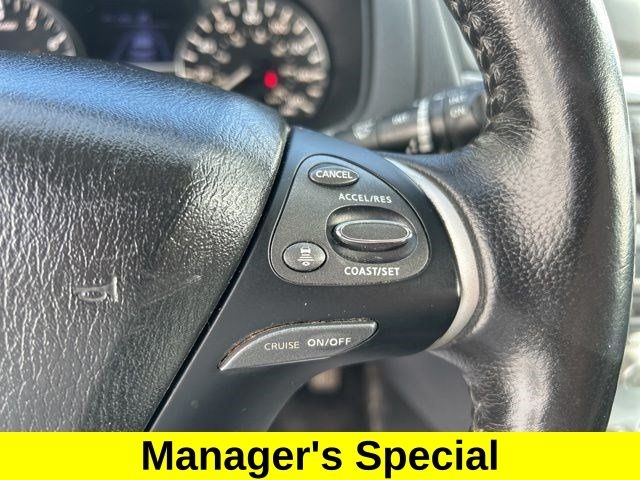 Nissan Pathfinder SL 4WD 2020