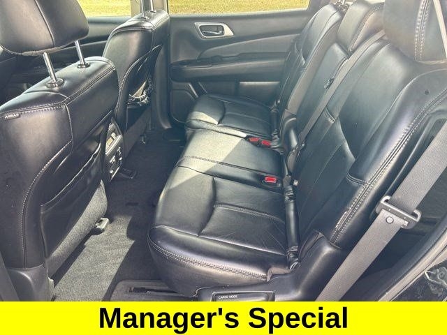 Nissan Pathfinder SL 4WD 2020