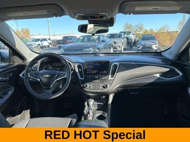 Chevrolet Malibu  2023