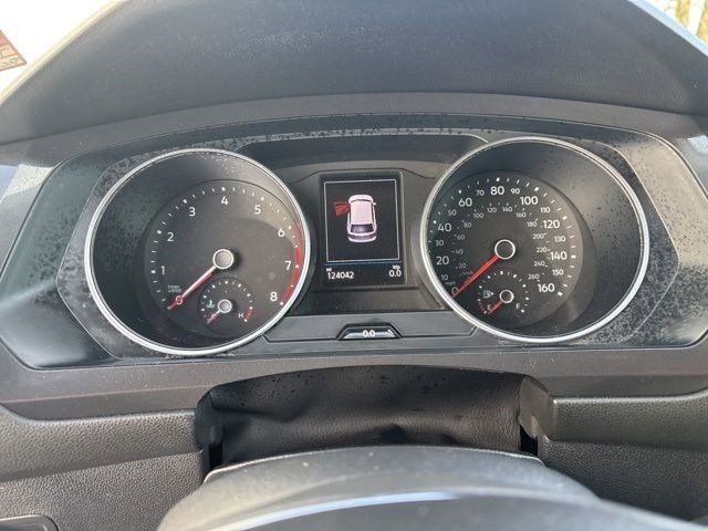 Volkswagen Tiguan  2021