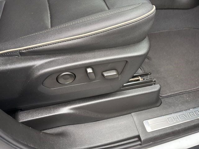 Chevrolet Suburban Premier 2023