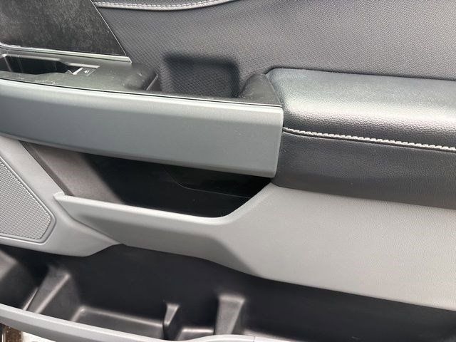 Ford F-150 XLT SuperCrew 4WD 2023